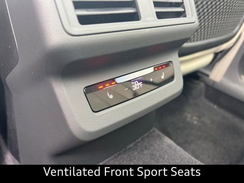 New 2025 Audi Q5 Prestige image 31