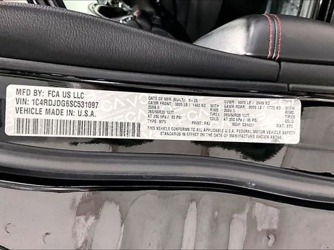 Used 2025 Dodge Durango GT image 42