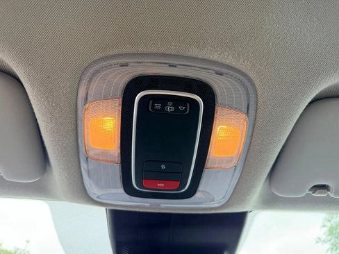 Used 2023 Hyundai Elantra SEL FWD image 31
