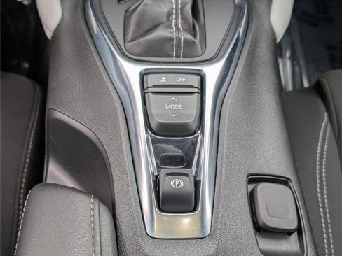 Used 2023 Chevrolet Camaro LT image 22