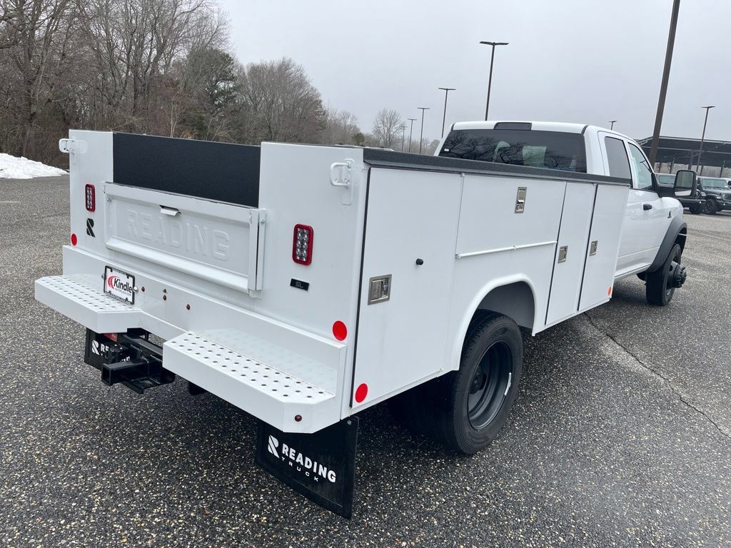 New 2025 RAM 5500 Tradesman AWD/4WD image 30