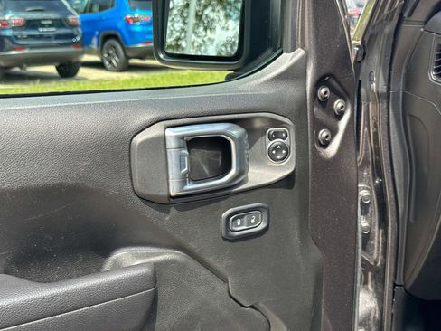 Certified 2024 Jeep Wrangler Unlimited Sport AWD/4WD image 17