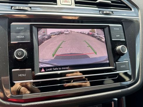 Used 2024 Volkswagen Tiguan S AWD/4WD image 15