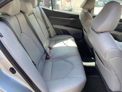 Used 2021 Toyota Camry XLE image 26