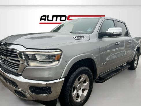 Used 2022 RAM 1500 Laramie AWD/4WD image 3