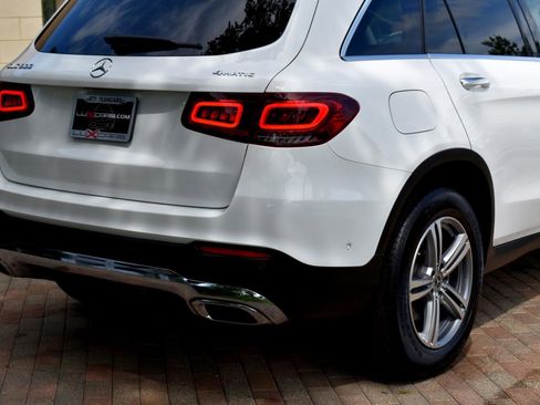 Used 2021 Mercedes-Benz GLC 300 300 4MATIC Premium Pkg Panoram image 13