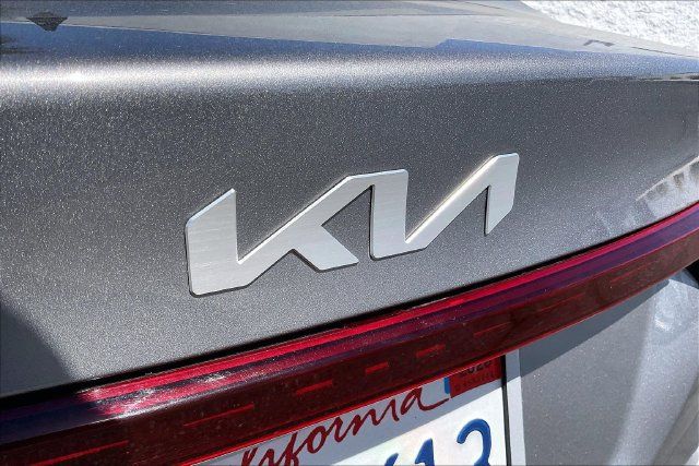 Used 2023 Kia Forte LXS FWD image 31