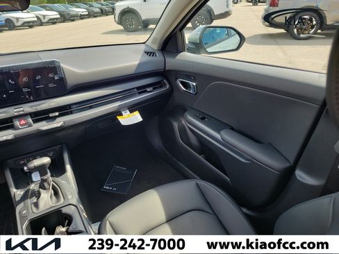New 2026 Kia K4 EX FWD image 16