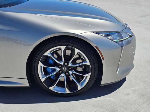 Used 2018 Lexus LC 500h w/ Performance Package RWD image 9