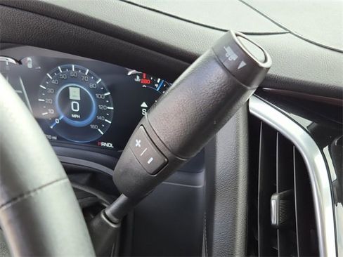 Used 2020 Cadillac Escalade ESV Premium Luxury image 34