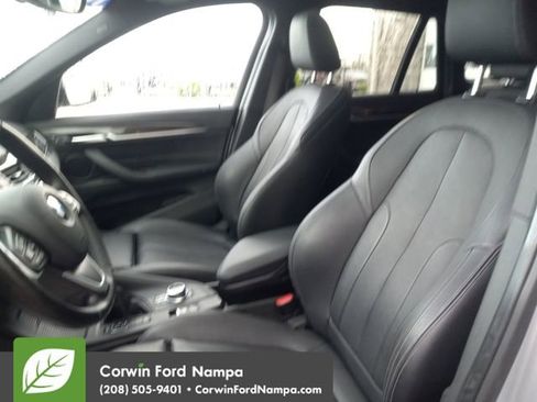 Used 2018 BMW X1 xDrive28i AWD/4WD image 22