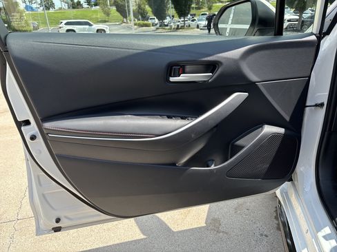 Used 2025 Toyota Corolla SE FWD image 13