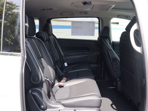 Certified 2026 Honda Odyssey Elite image 14