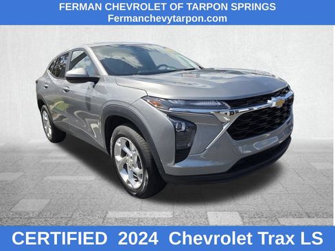 Used 2024 Chevrolet Trax LS w/ LS Convenience Package FWD image 1