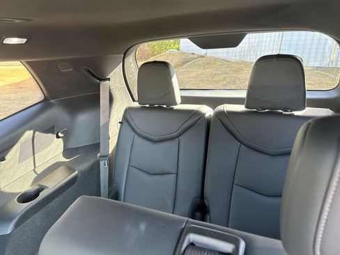 Used 2024 Cadillac XT6 Luxury AWD/4WD image 30