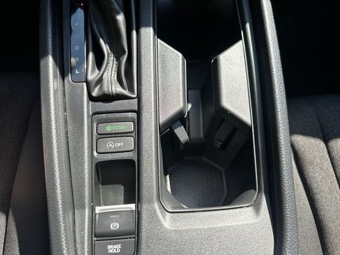 Used 2025 Honda Accord LX image 29