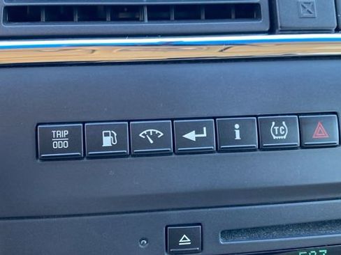 Used 2007 Buick LaCrosse CXL w/ Chromed Appearance Package image 24