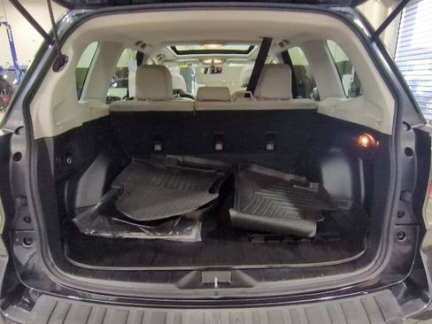 Used 2017 Subaru Forester 2.5i Limited image 14