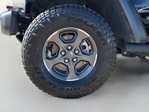 Used 2020 Jeep Gladiator Rubicon image 41