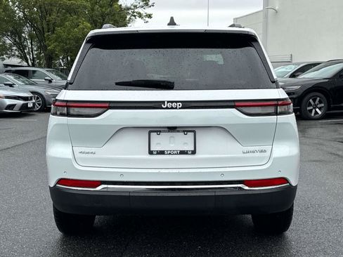 Used 2025 Jeep Grand Cherokee Limited AWD/4WD image 25