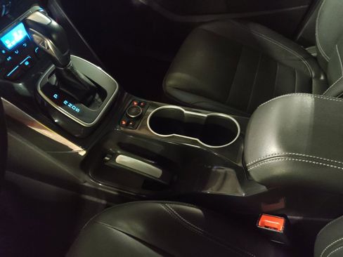 Used 2014 Ford Escape Titanium FWD image 26