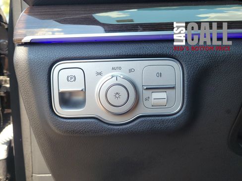 Used 2024 Mercedes-Benz GLE 350 4MATIC w/ 3rd Row Seat Package image 22