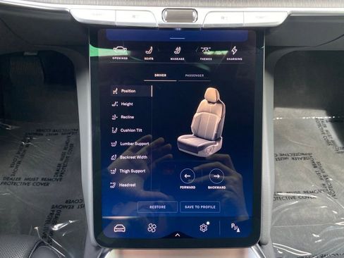 Used 2025 Lucid Air Touring AWD/4WD image 30
