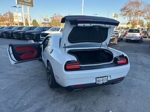 Used 2021 Dodge Challenger R/T Scat Pack w/ Dynamics Package image 34
