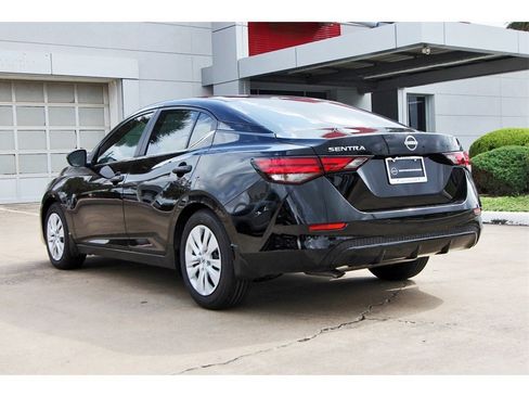 New 2025 Nissan Sentra S image 3