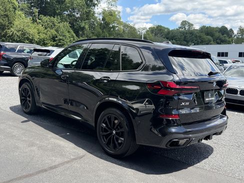 Used 2024 BMW X5 xDrive40i w/ M Sport Package AWD/4WD image 6