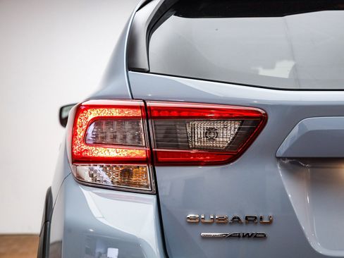 Used 2022 Subaru Crosstrek 2.0i Premium w/ Moonroof Package image 10