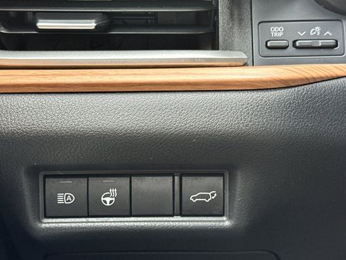 Certified 2024 Toyota Grand Highlander Limited image 35