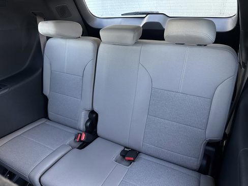 New 2026 GMC Acadia Elevation image 6