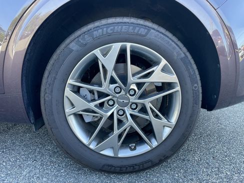 Used 2023 Genesis GV70 2.5T w/ Select Package AWD/4WD image 10