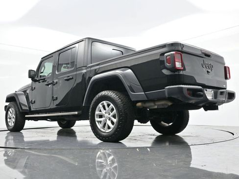 Used 2023 Jeep Gladiator Sport image 43