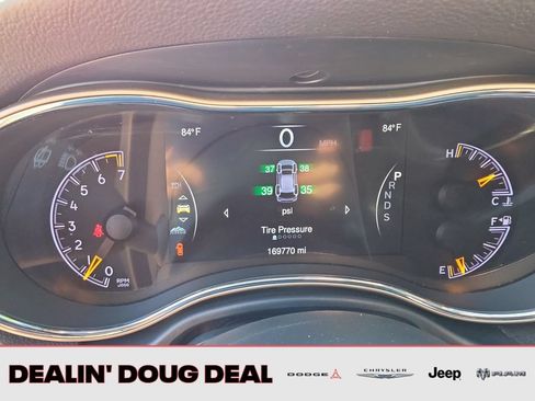 Used 2015 Jeep Grand Cherokee Limited w/ Luxury Group II AWD/4WD image 16