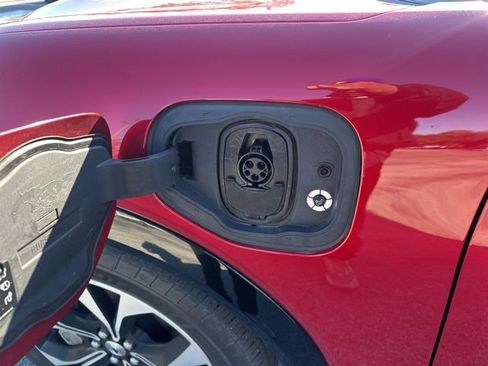 Used 2022 Ford Mustang Mach-E Premium image 11