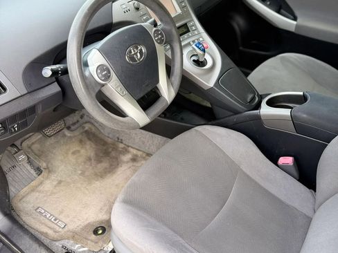 Used 2013 Toyota Prius Three image 11