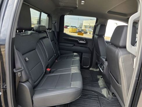 Used 2024 GMC Sierra 1500 SLT w/ SLT Premium Plus Package image 27