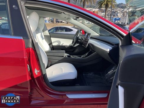 Used 2018 Tesla Model 3 Long Range image 62
