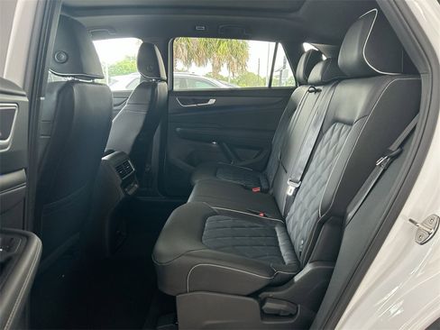 New 2025 Volkswagen Atlas Cross Sport SEL Premium R-Line image 42