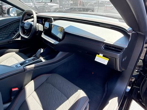 New 2026 Dodge Charger R/T AWD/4WD image 32