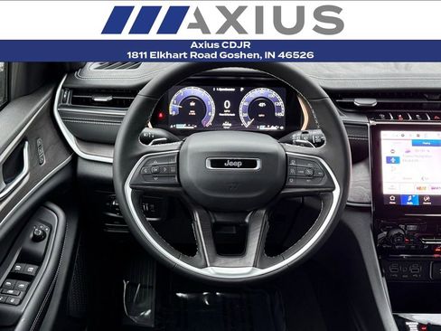 New 2025 Jeep Grand Cherokee Limited AWD/4WD image 20