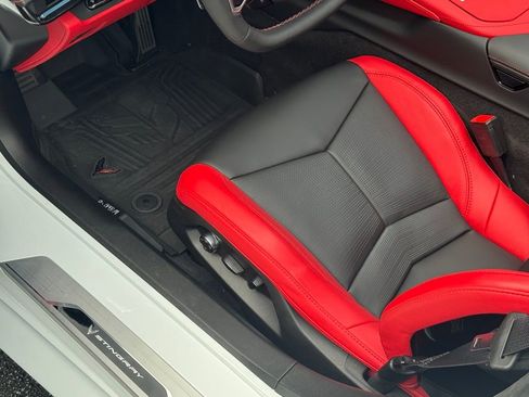 Used 2023 Chevrolet Corvette Stingray w/ Z51 Performance Package image 36