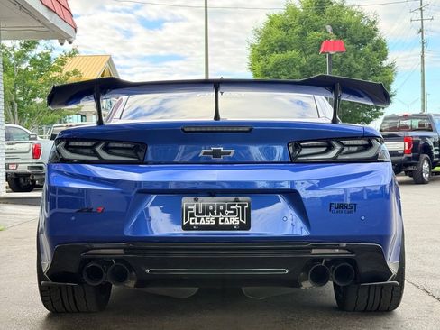 Used 2018 Chevrolet Camaro ZL1 RWD image 4