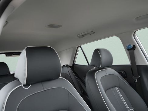 New 2026 Hyundai Venue SEL FWD image 13