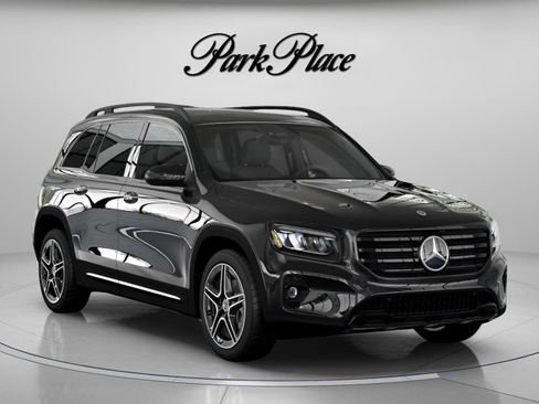 New 2026 Mercedes-Benz GLB 250 image 32