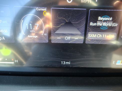 New 2025 Jeep Grand Cherokee Altitude image 31