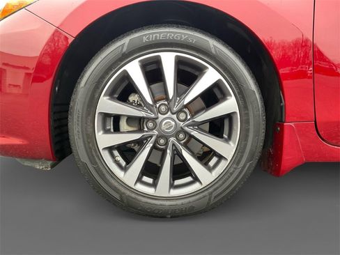 Used 2017 Nissan Altima 2.5 SV w/ Convenience Package image 16