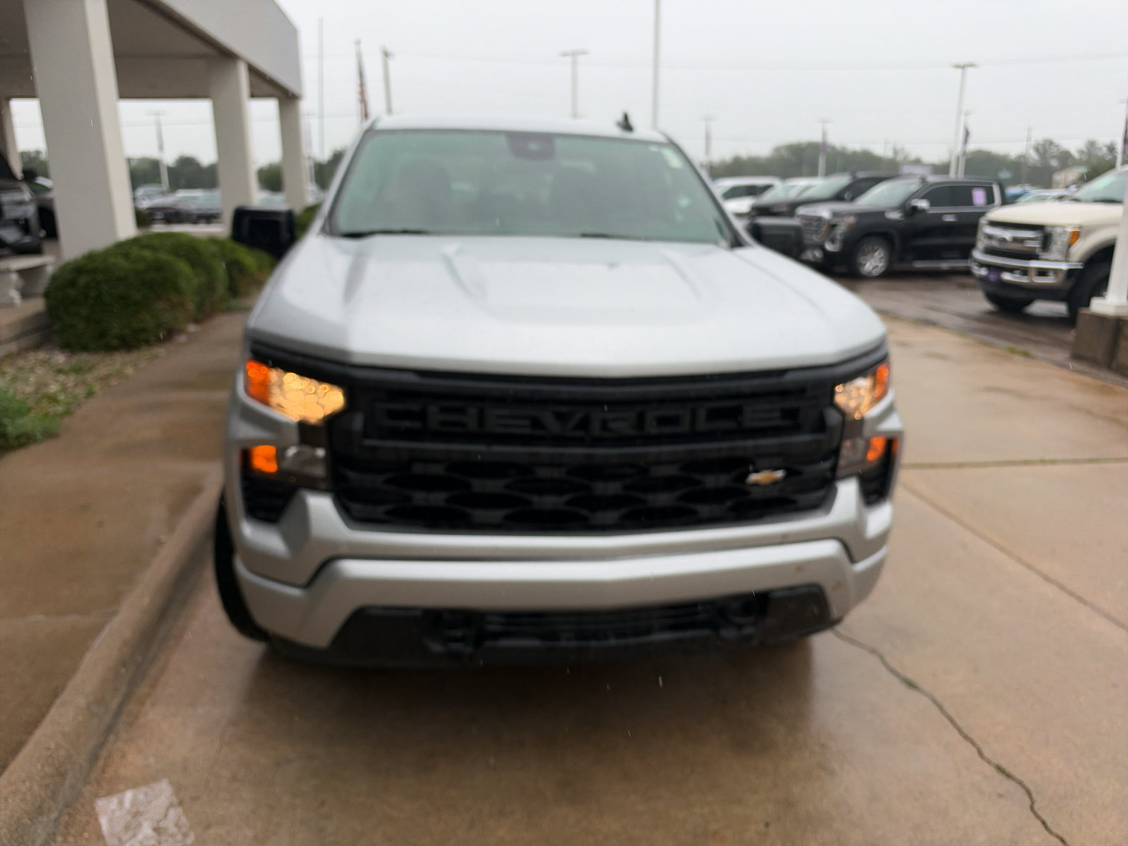Used 2022 Chevrolet Silverado 1500 Custom AWD/4WD image 3